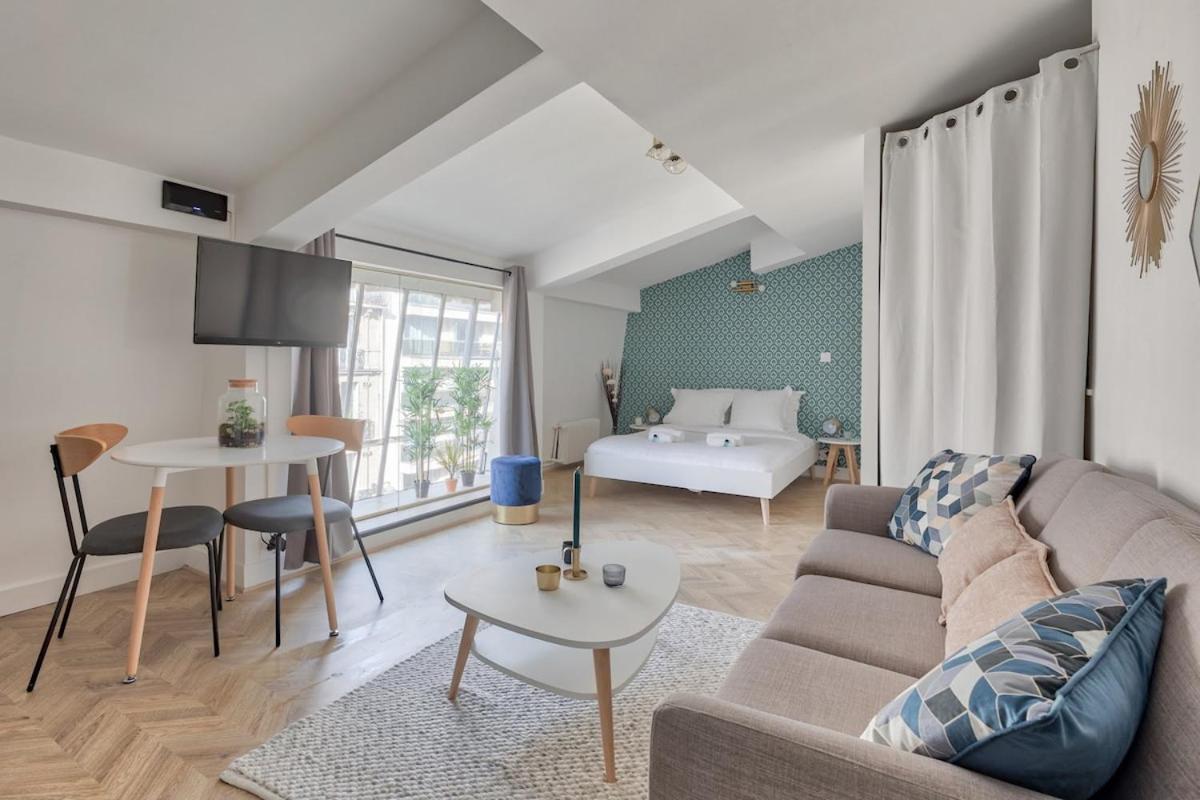 Appartement Renove Proche Arc Triomphe - 2P Paris Exterior photo