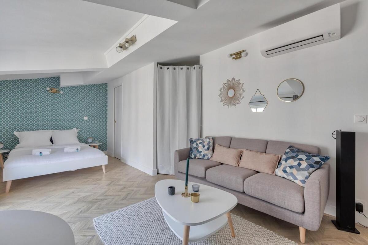 Appartement Renove Proche Arc Triomphe - 2P Paris Exterior photo
