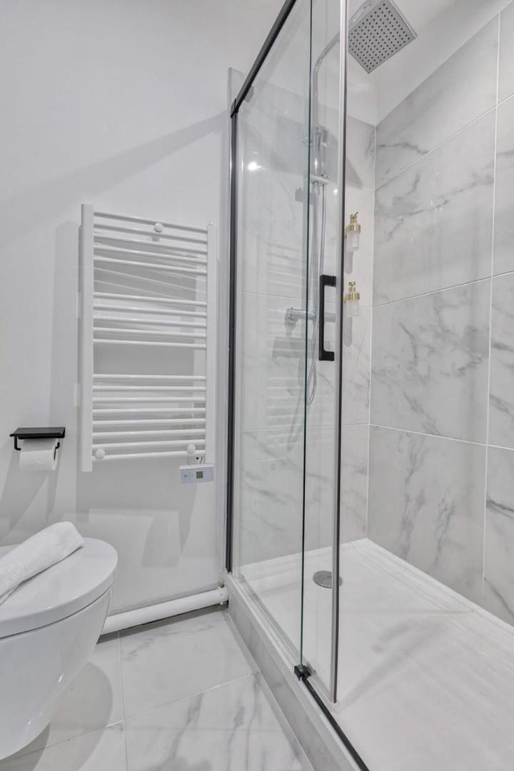 Appartement Renove Proche Arc Triomphe - 2P Paris Exterior photo